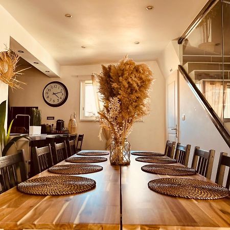 Maison De Village Ecusson - Logement Entier - 160M2 - 4Chambres - Centre Ville - Terrasse - Climatise Nimes Luaran gambar