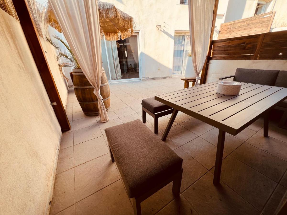 Maison De Village Ecusson - Logement Entier - 160M2 - 4Chambres - Centre Ville - Terrasse - Climatise Nimes Luaran gambar